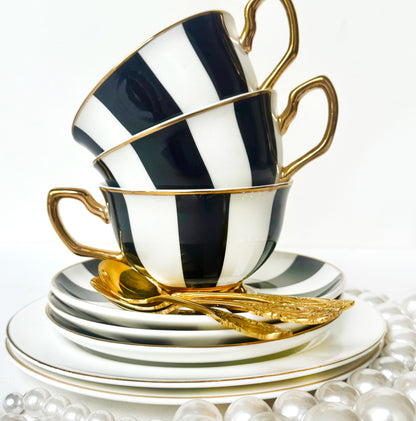 Teacup Ebony Stripes