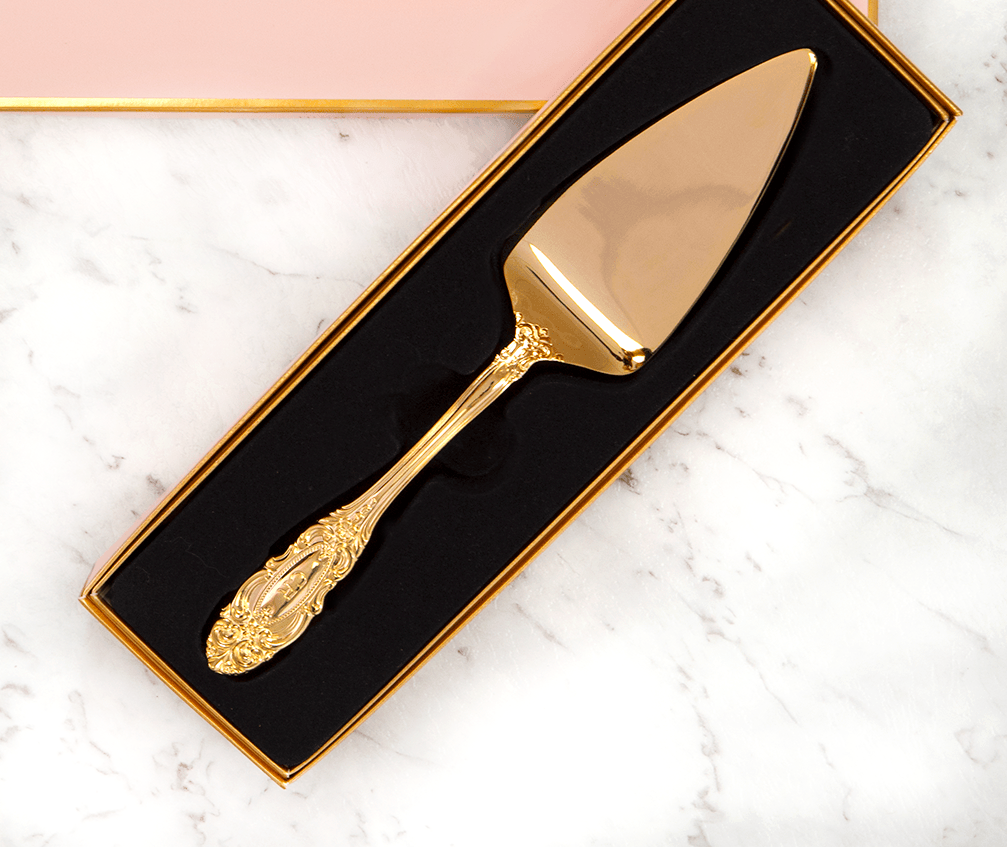 Vintage Cake Server – Cristina Re Designs